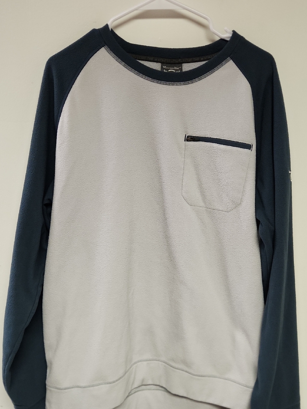 Moosejaw Mountaineering Fleece Pullover Men’s XL Gray Blue Chest Zip Pocket